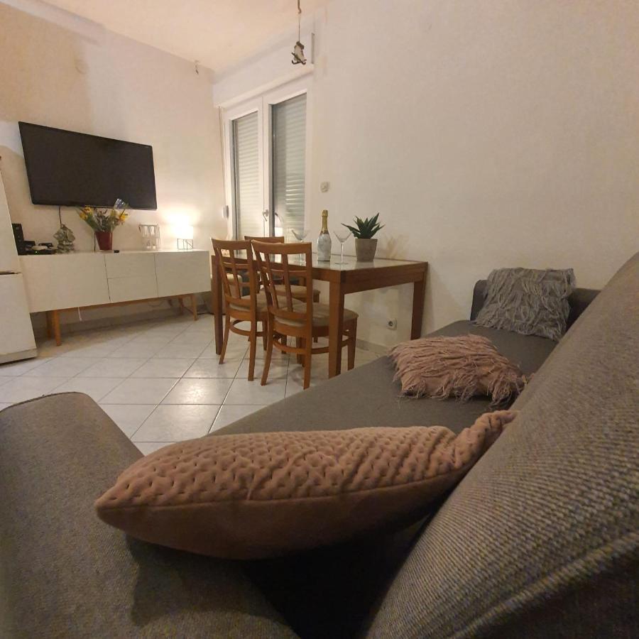 Apartman Monika Near The Beach سبليت المظهر الخارجي الصورة
